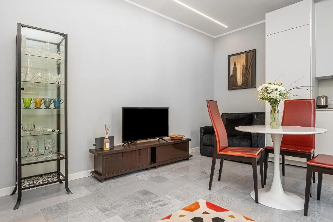Brand New Flat In The Heart Of Verona 0*,  Italië
