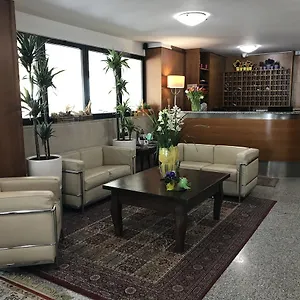 Viale Venezia מלון דירות