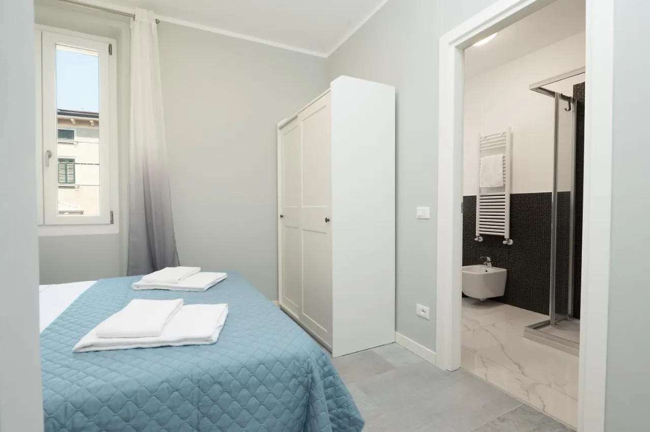 Brand New Flat In The Heart Of Verona 0*,